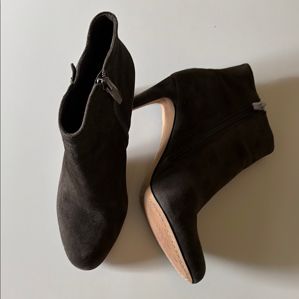 Elegant Brown Ankle Boots